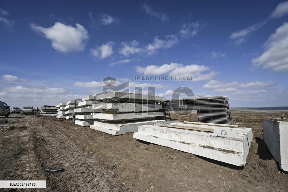 Fortifications with protection against FPV drones built in Zaporizhzhia region