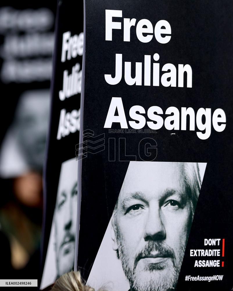 BRITAIN-LONDON-ASSANGE-HIGH COURT-EXTRADITION