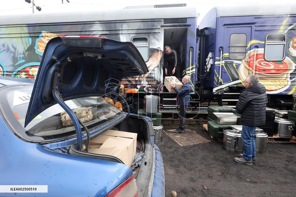 Food Train in Kharkiv affected by power outages