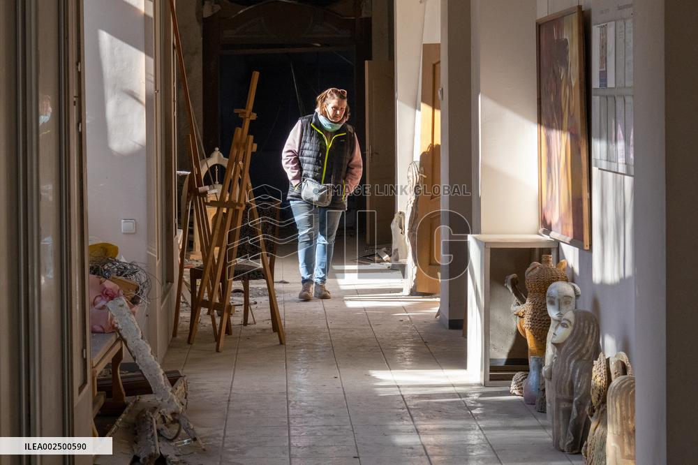 Russian missile debris partially destroys Kyiv Art Academy