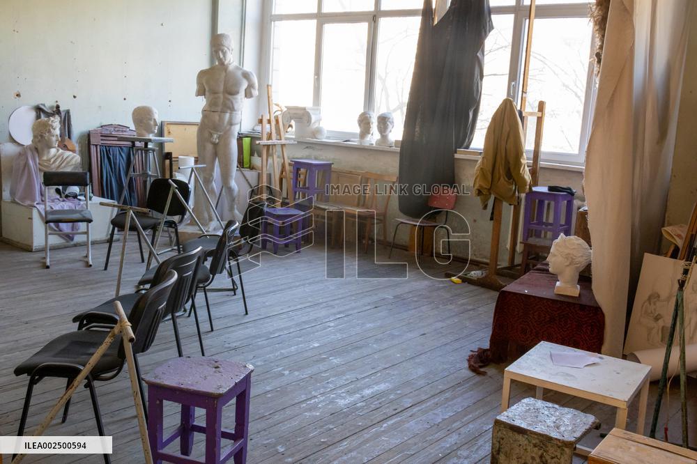 Russian missile debris partially destroys Kyiv Art Academy