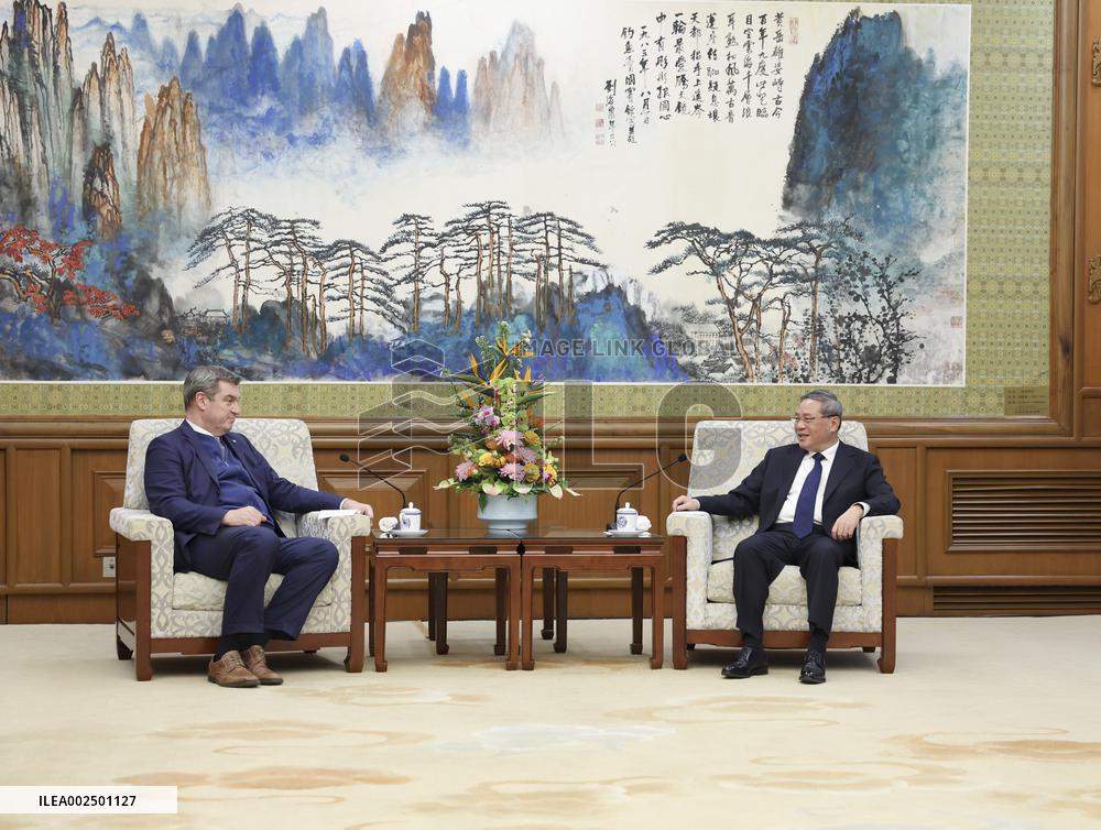 CHINA-BEIJING-LI QIANG-GERMANY-BAVARIA-MINISTER-PRESIDENT-MEETING (CN)