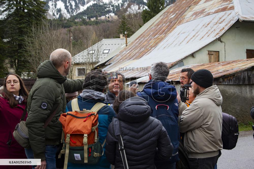 Search For Toddler Missing In French Alps - Vernet