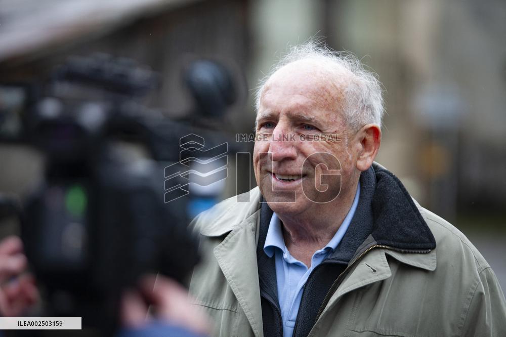 Search For Toddler Missing In French Alps - Vernet