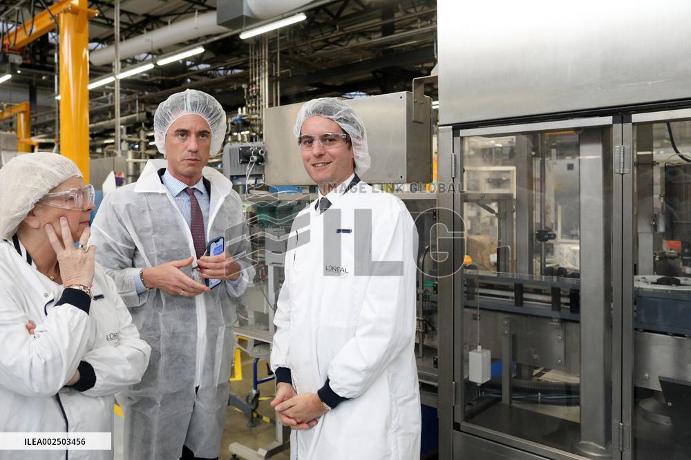 PM Attal Visits l'Oral Factory - Rambouillet