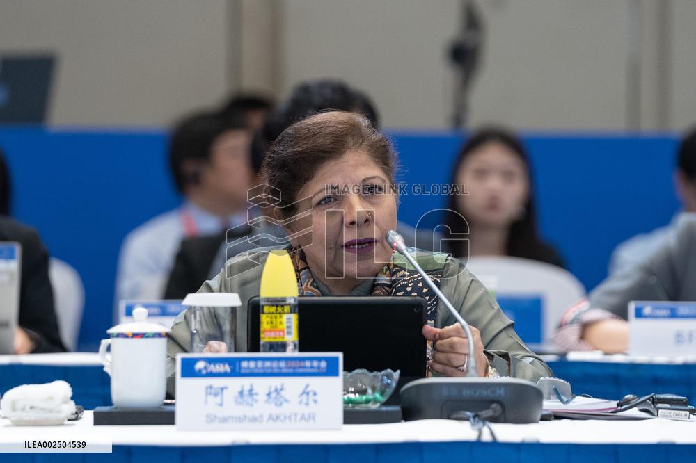 CHINA-HAINAN-BOAO FORUM FOR ASIA-FINANCING A GREENER "BELT AND ROAD" ROUNDTABLE (CN)