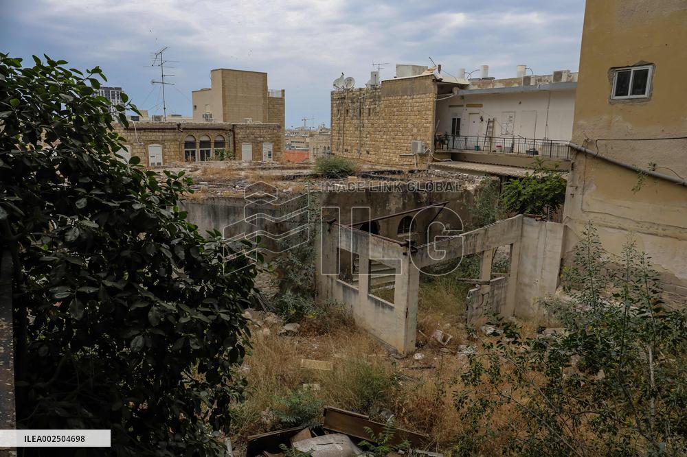 Palestinian Deserted Homes