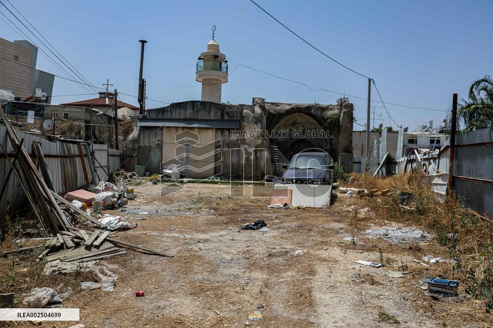Palestinian Deserted Homes