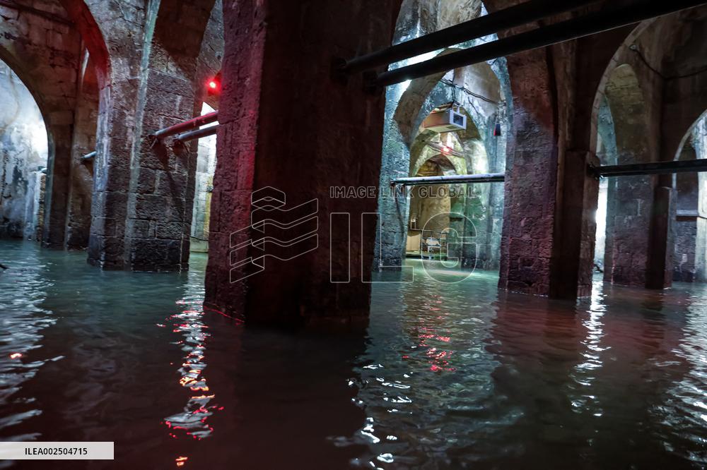 Palestinian Deserted Homes