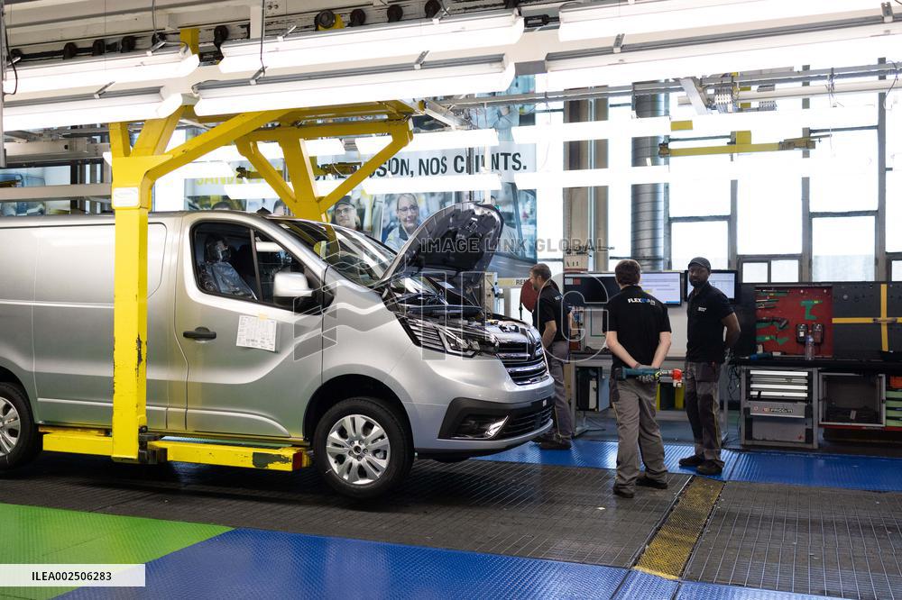 Visit of Renault Sandouville car factory - Sandouville