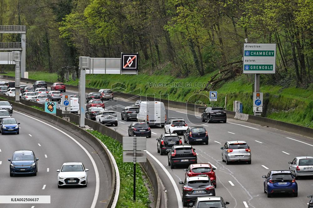 Illustrations Of Carpool Lane - Lyon