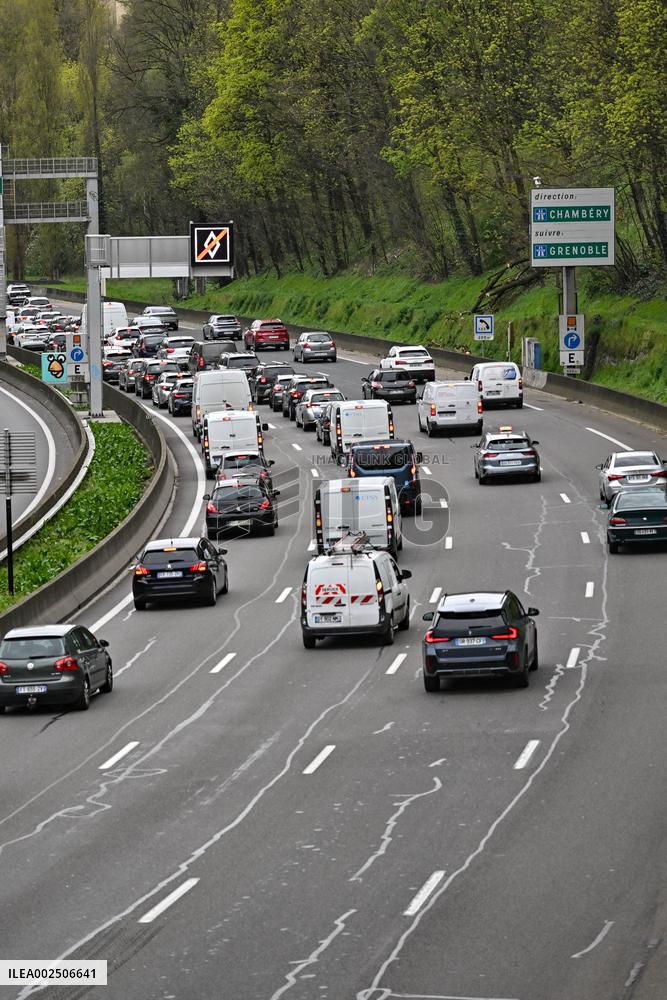Illustrations Of Carpool Lane - Lyon