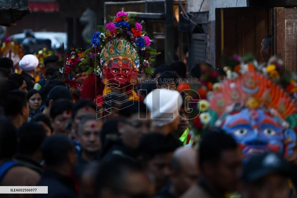 NEPAL-KATHMANDU-SHREE PACHALI BHAIRAV KHADGA SIDDHI JATRA FESTIVAL-PARADE