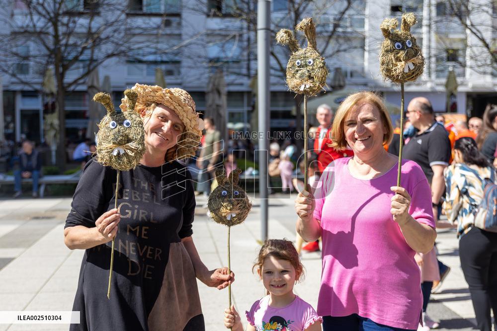 CROATIA-OSIJEK-EASTER EGGS-DECORATIONS