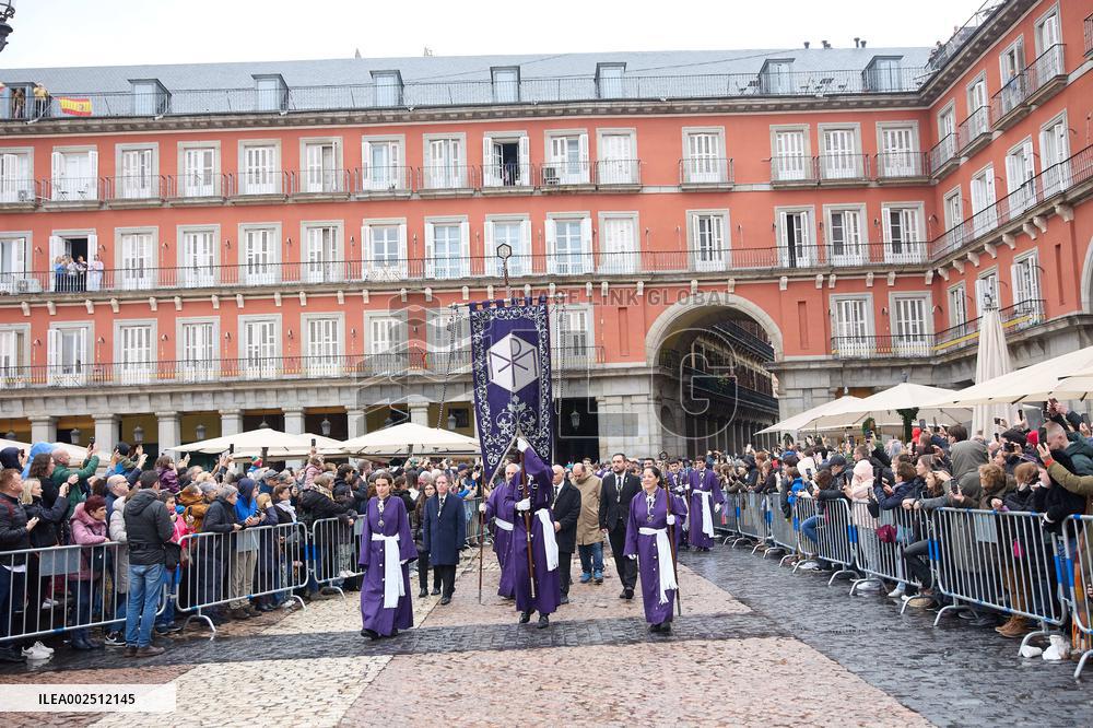 The tamborrada closes Easter Week - Madrid