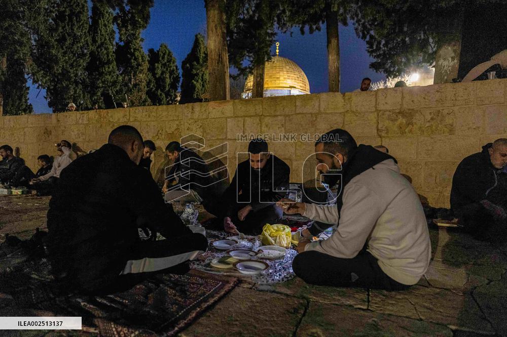 Iftar At Al-Aqsa Mosque - Jerusalem