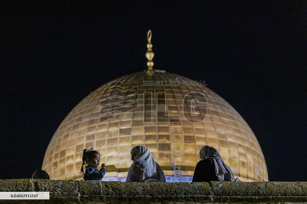 Iftar At Al-Aqsa Mosque - Jerusalem