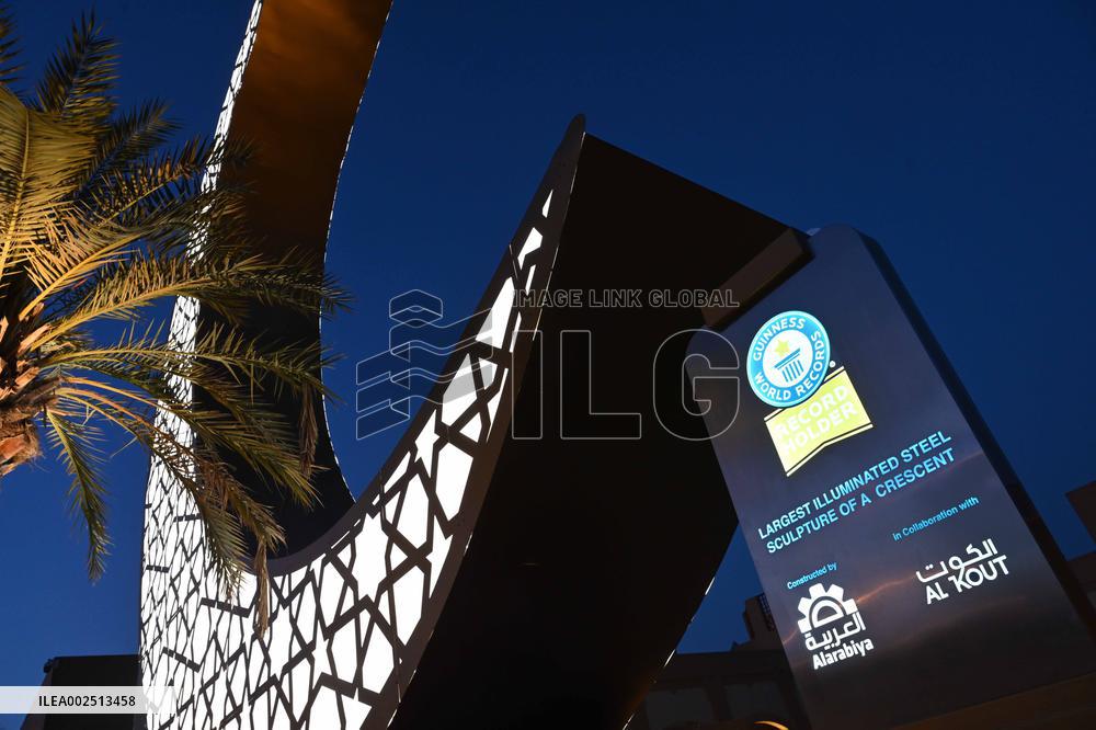 KUWAIT-AHMADI GOVERNORATE-GUINNESS WORLD RECORD-CRESCENT