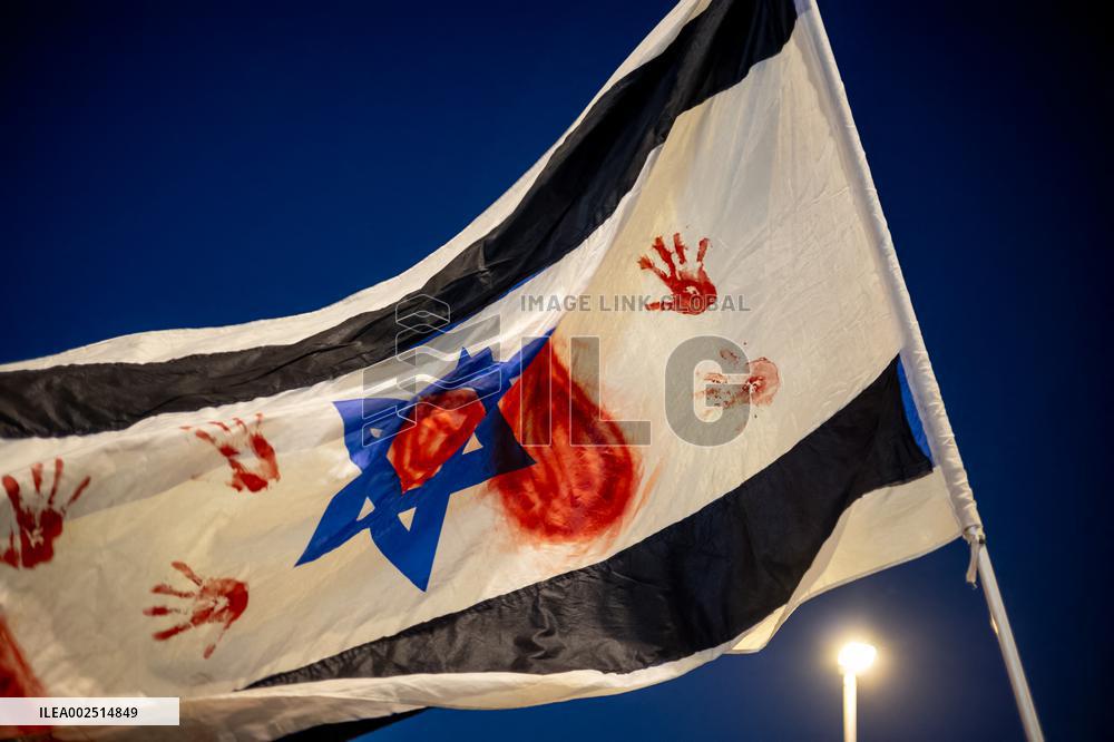 Tens of thousands take part in antigovernment protests - Jerusalem