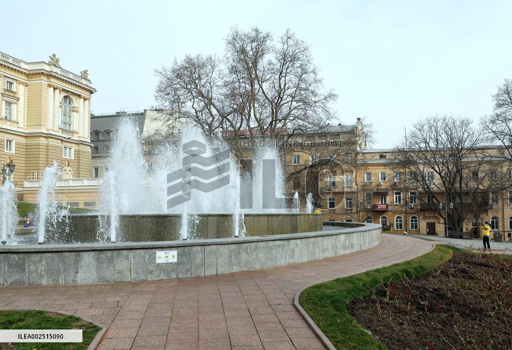 Fountain at Odesa Opera House