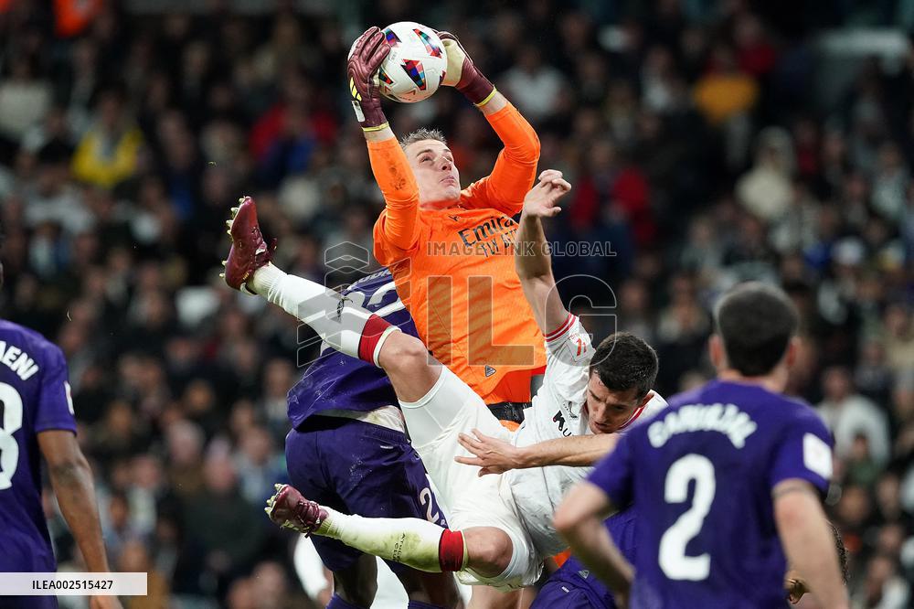 Football - Real Madrid vs Athletic De Bilbao in Madrid