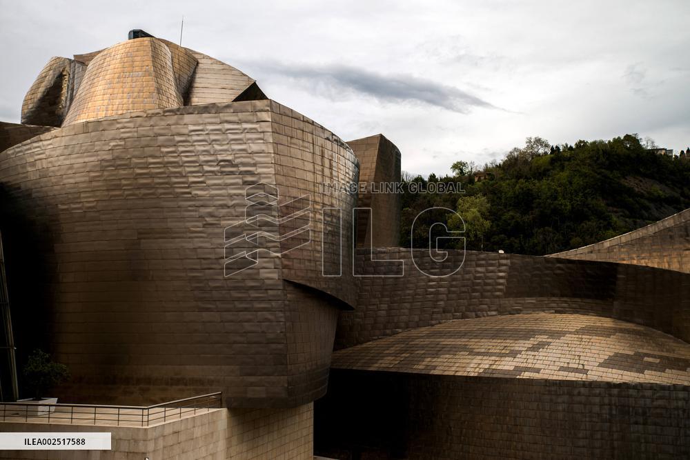 Guggenheim Museum of Modern Art - Bilbao