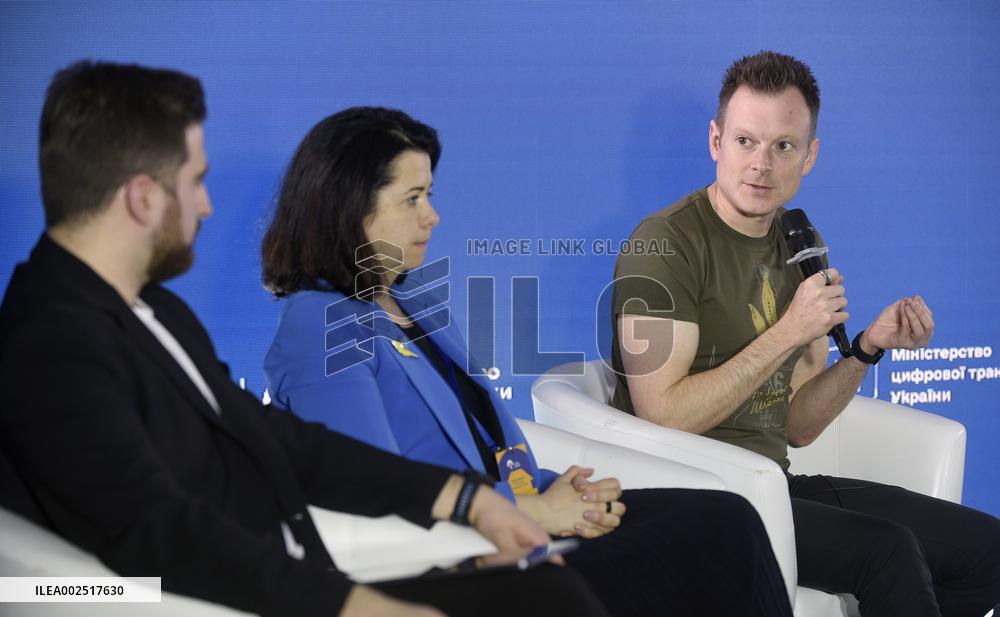 Presentation of new rules for school bomb shelter subvention distribution