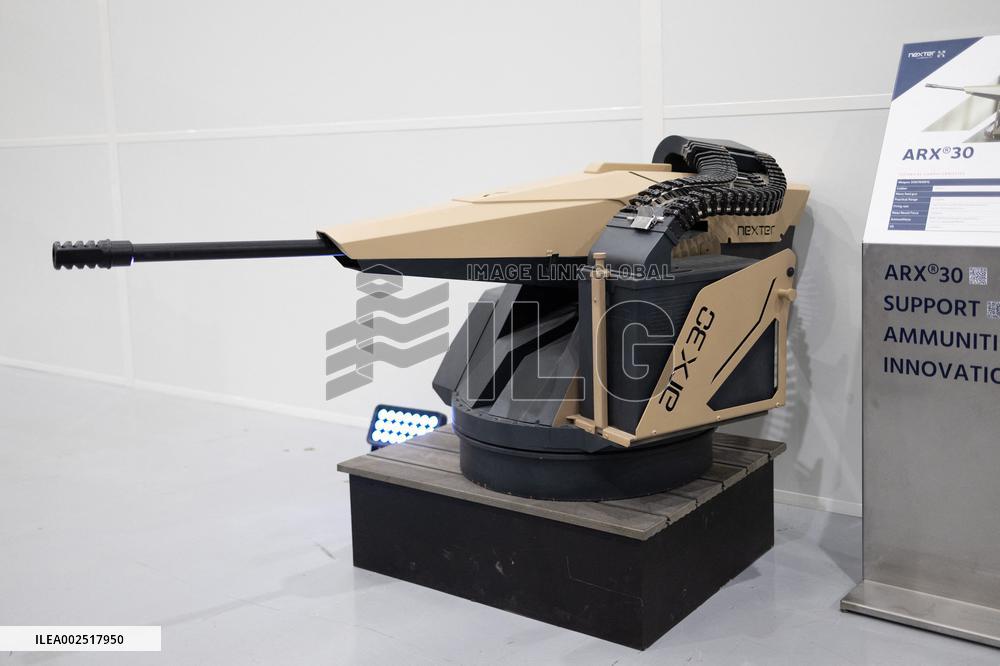 Antony Blinken visits Nexter headquarters - Versailles