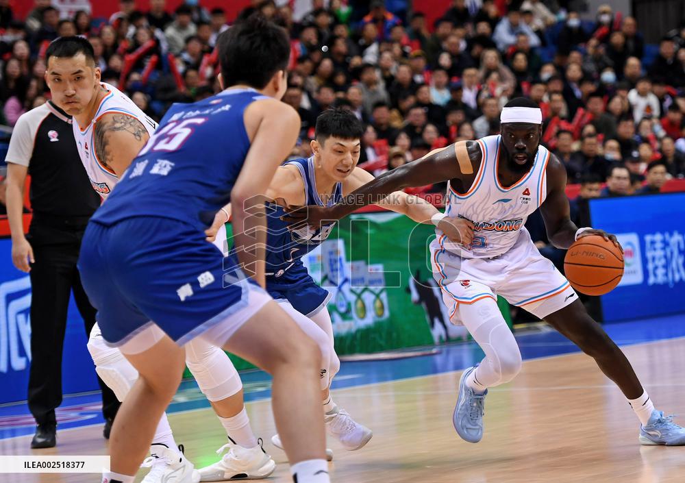 (SP)CHINA-QINGDAO-BASKETBALL-CBA-QINGDAO VS SHANDONG (CN)