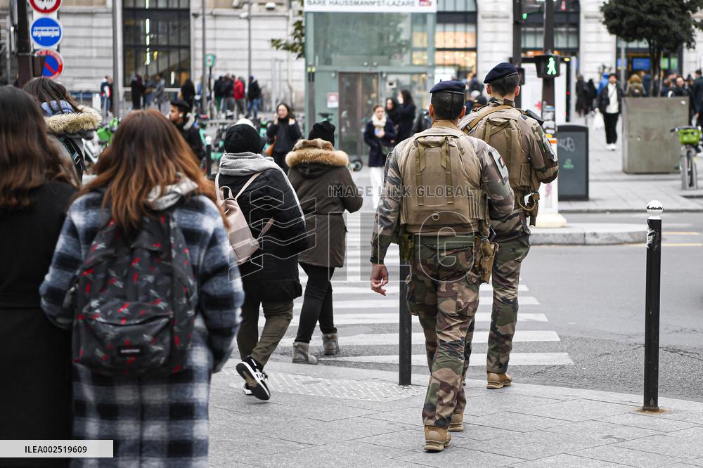 Illustration Soldats Militaires Operation Sentinelle - Paris