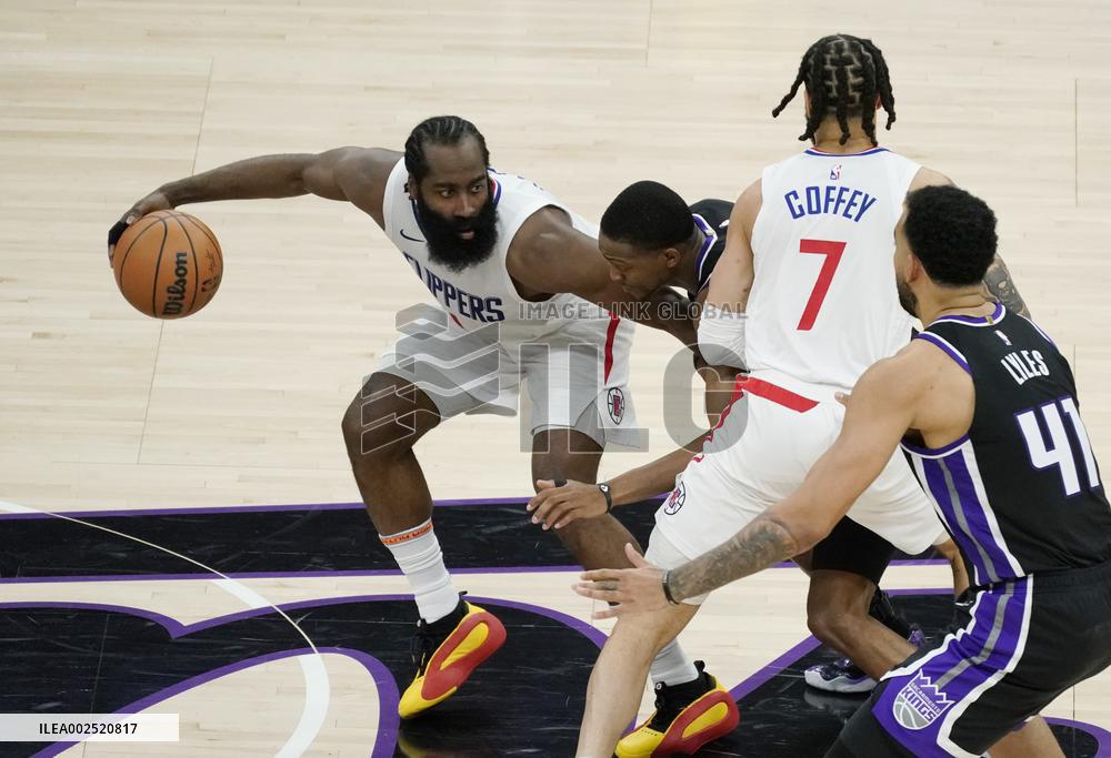 (SP)U.S.-SACRAMENTO-BASKETBALL-NBA-KINGS VS CLIPPERS