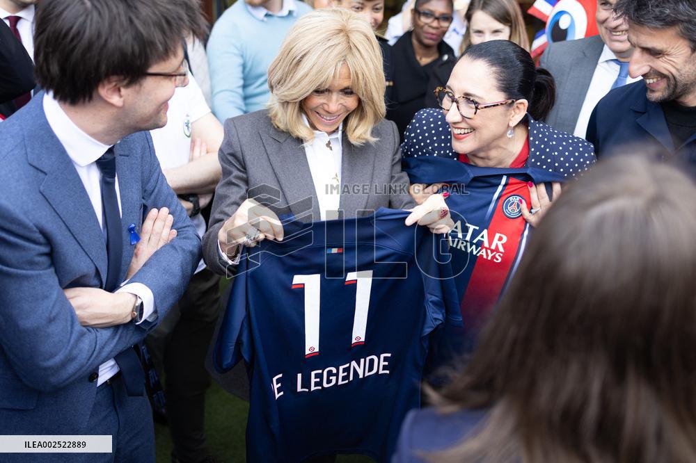 Brigitte Macron visits the medical educational institute Leonce Malecot - Saint-Cloud