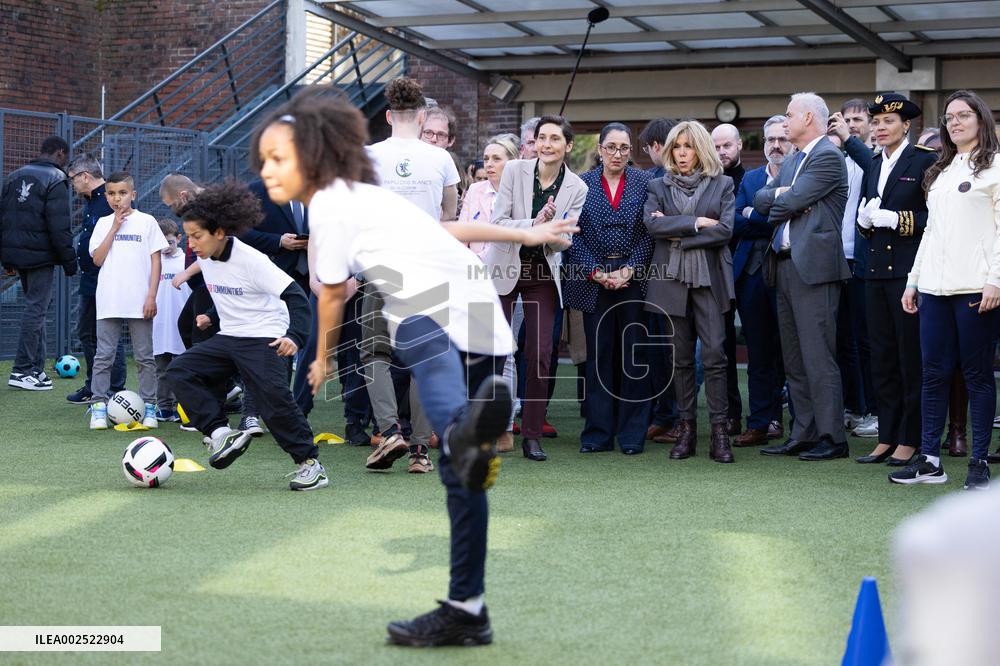 Brigitte Macron visits the medical educational institute Leonce Malecot - Saint-Cloud