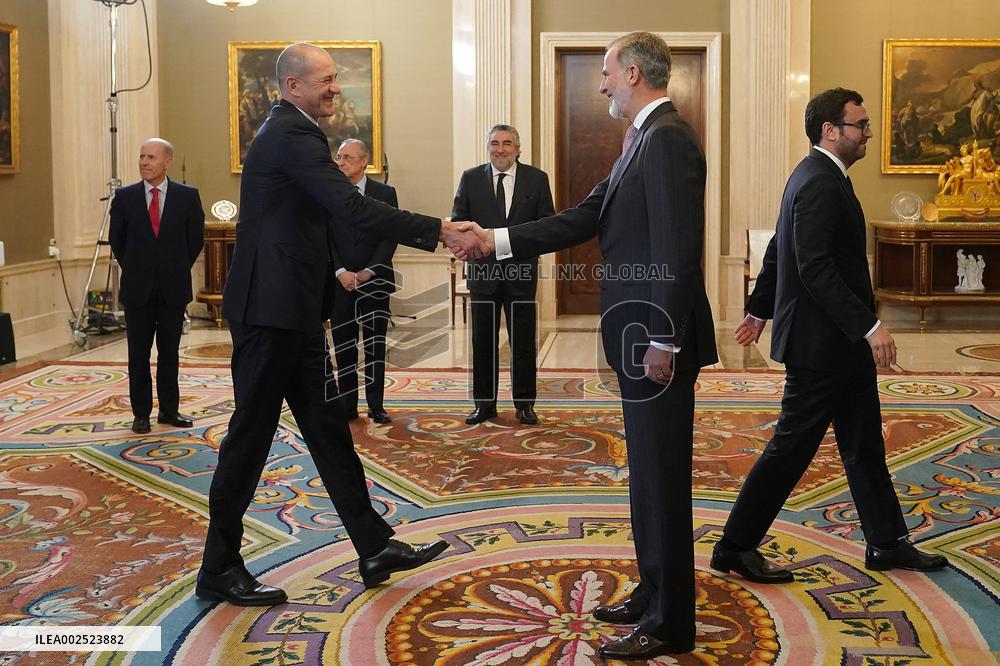 King Felipe In Audience With Real Madrid Basketball Team - Madrid