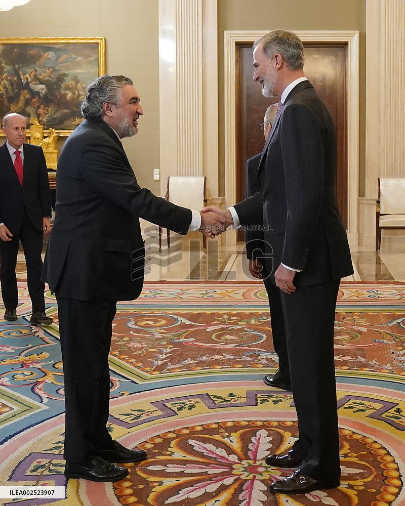 King Felipe In Audience With Real Madrid Basketball Team - Madrid