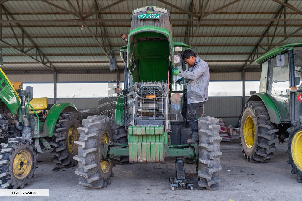 CHINA-HEILONGJIANG-SPRING PLOUGHING (CN)
