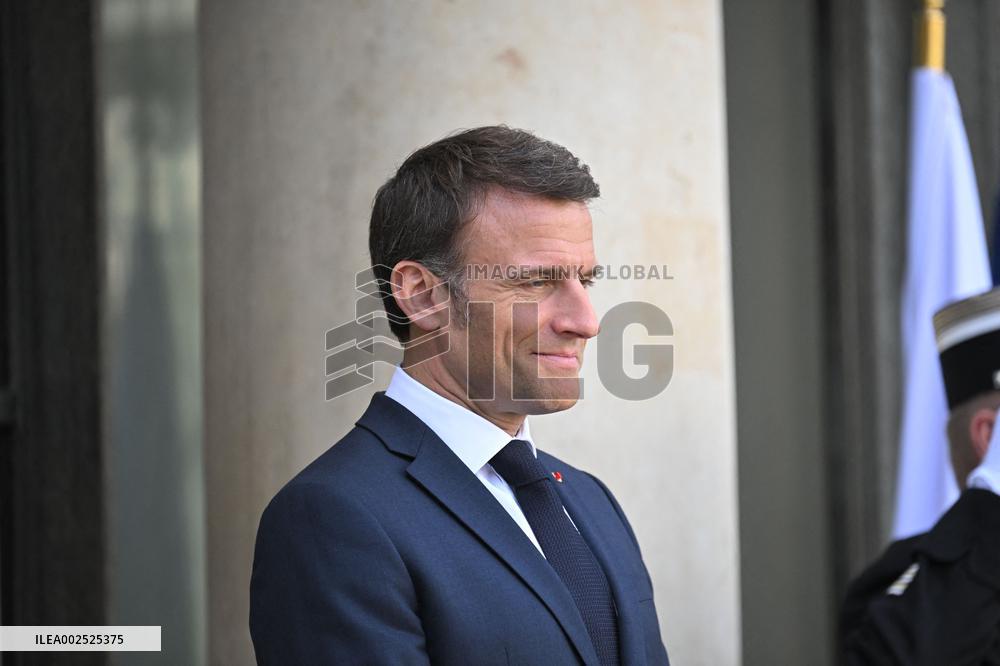 President Macron Welcomes Austria's Chancellor Nehammer - Paris