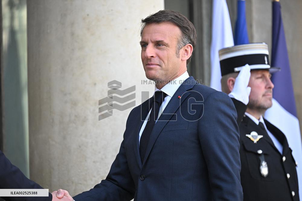 President Macron Welcomes Austria's Chancellor Nehammer - Paris