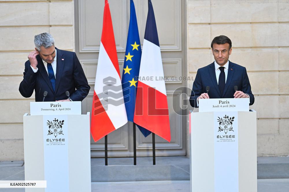 French President Meets Austrian Chancellor - Paris