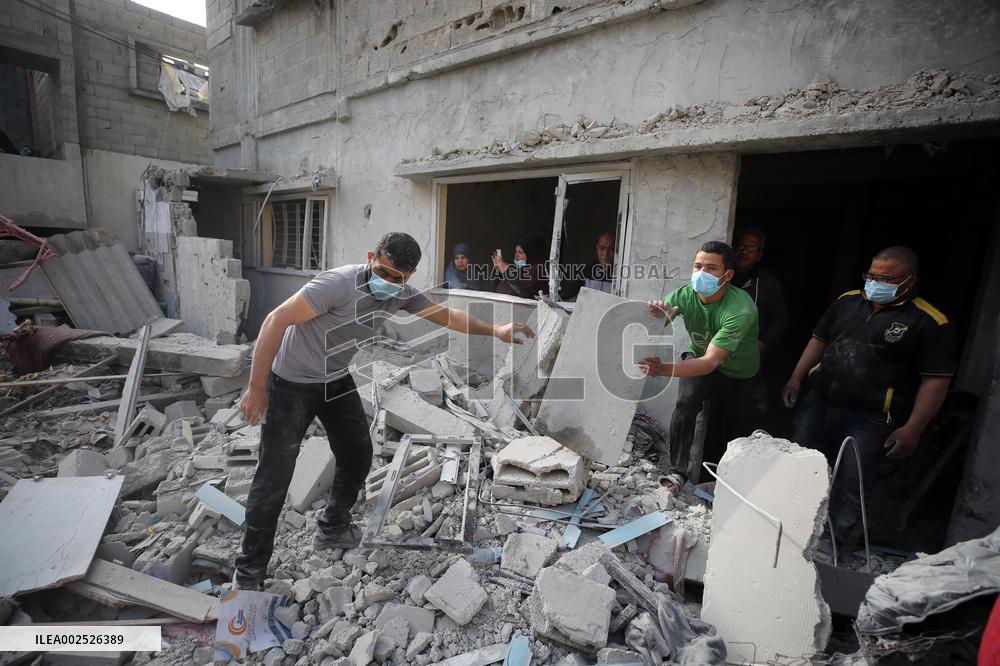 MIDEAST-GAZA-RAFAH-ISRAEL-AIRSTRIKE