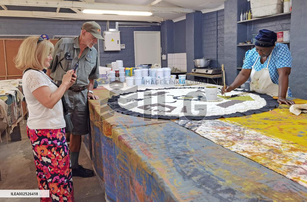 NAMIBIA-WINDHOEK-GOREANGAB-WOMEN-EMPOWERING INITIATIVE-ART WORKSHOP