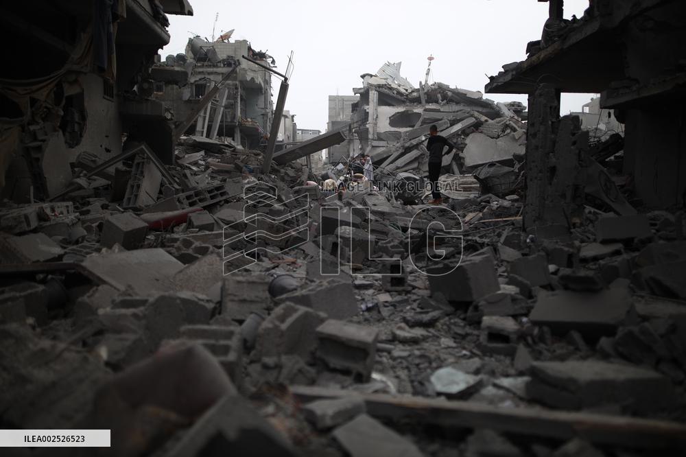MIDEAST-GAZA-MAGHAZI REFUGEE CAMP-ISRAEL-AIRSTRIKE