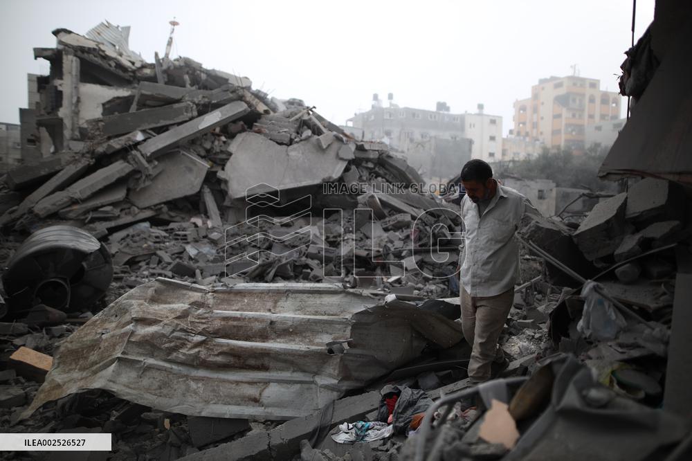 MIDEAST-GAZA-MAGHAZI REFUGEE CAMP-ISRAEL-AIRSTRIKE
