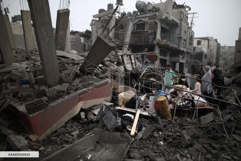 MIDEAST-GAZA-MAGHAZI REFUGEE CAMP-ISRAEL-AIRSTRIKE