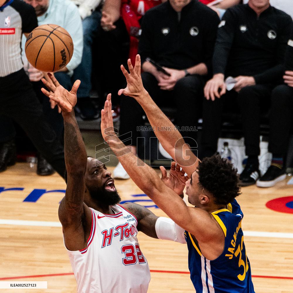 (SP)U.S.-HOUSTON-BASKETBALL-NBA-WARRIORS VS ROCKETS