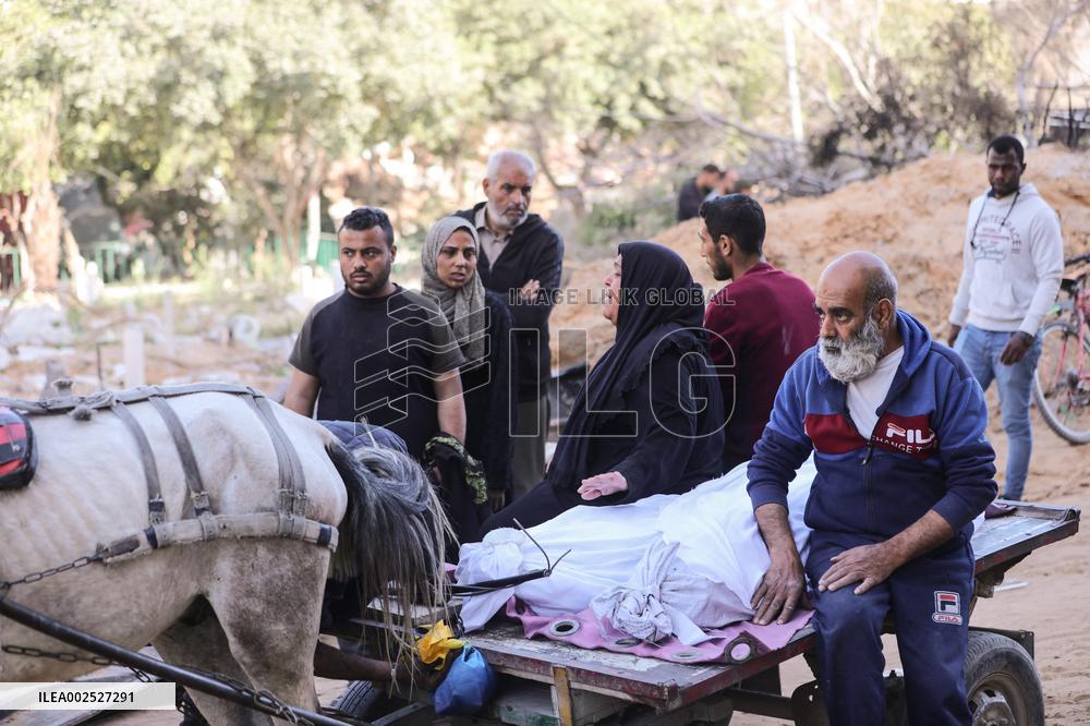 Israeli Troops Leave Gaza Al-Shifa Hospital Laying In Ruins