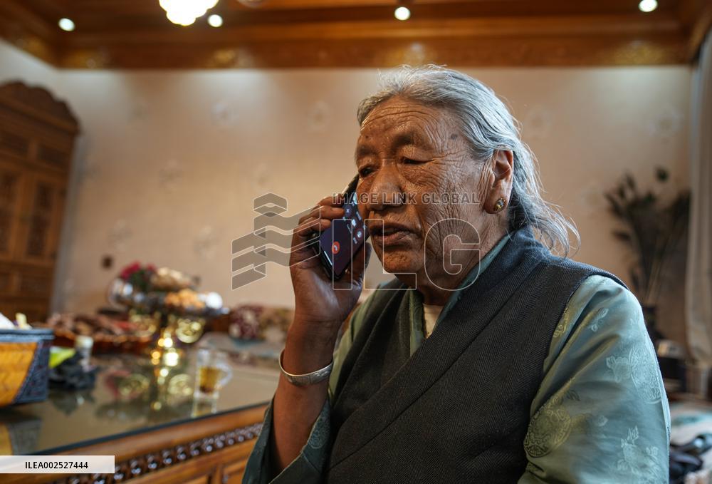 (InXizang)CHINA-XIZANG-FORMER SERF-NEW LIFE-KELSANG YUDRON (CN)