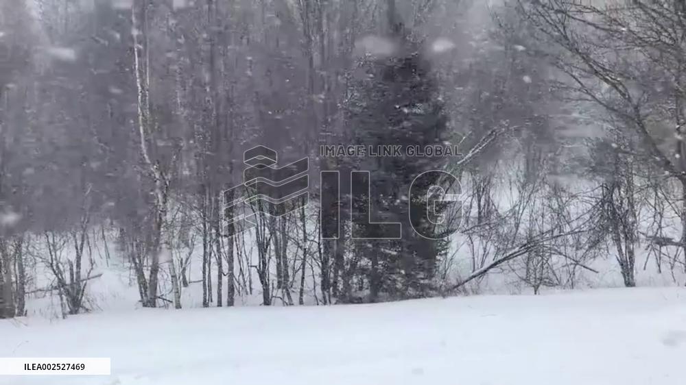 US: Spring Nor’easter Dumps Heavy Snow In Northeast Causing Widespread Power Outages 4