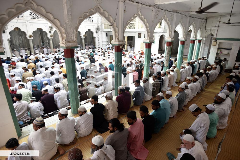 INDIA-UTTAR PRADESH-RAMADAN-LAST FRIDAY-PRAYER