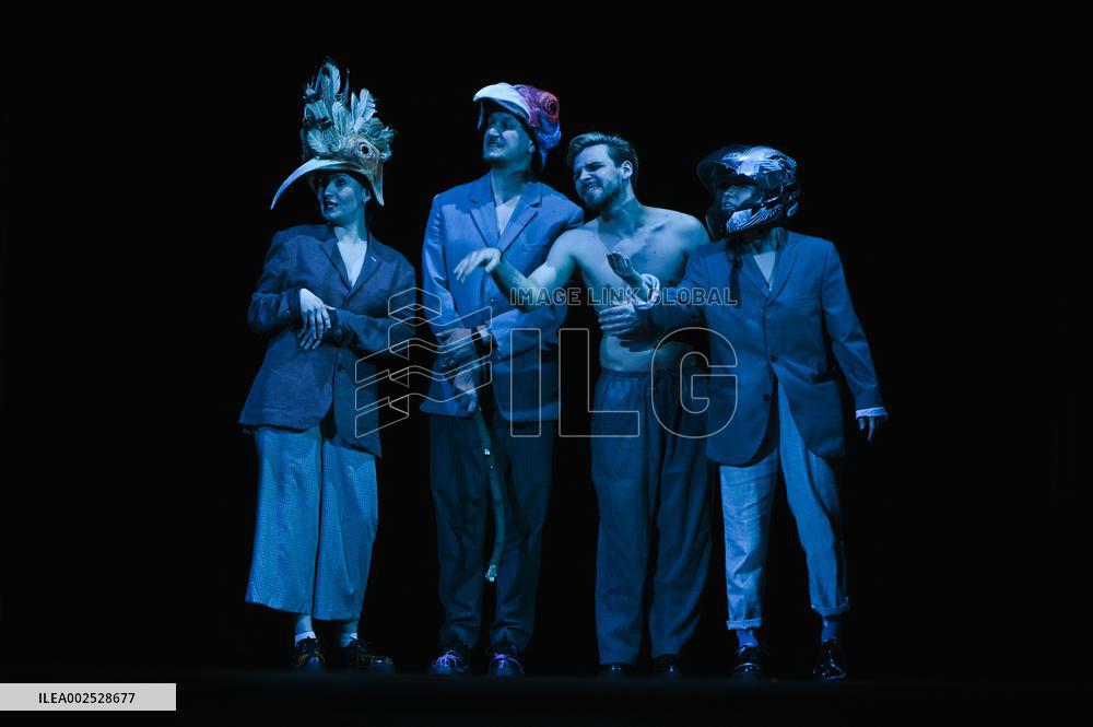 Presentation of play based on Aristophanes The Birds in Lviv